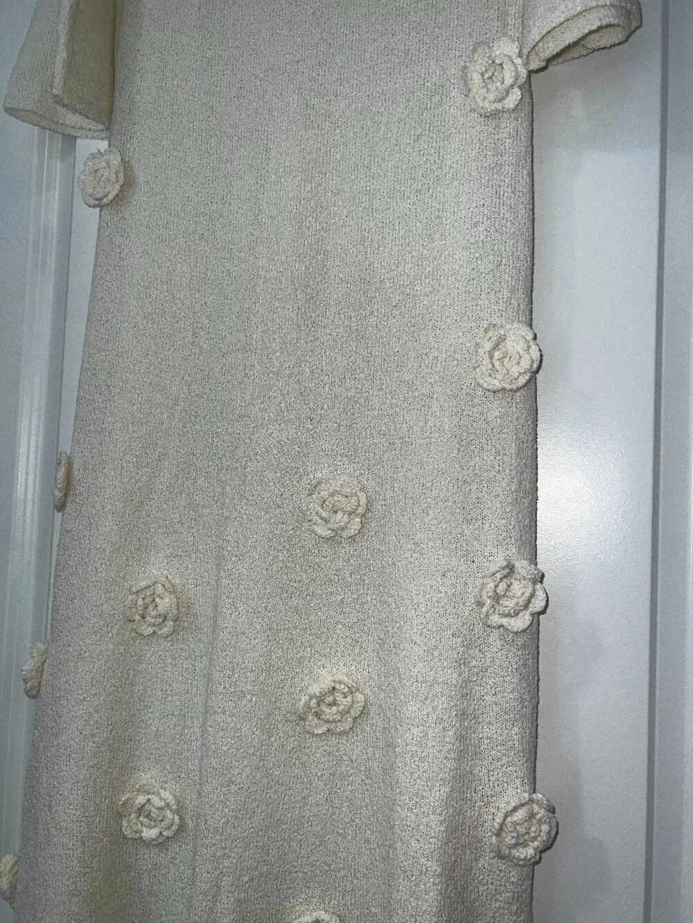 ✨ MESHKI Kiki Off Shoulder Rose Maxi Dress - Ivory (XL) NWT ✨ - Picture 4 of 4